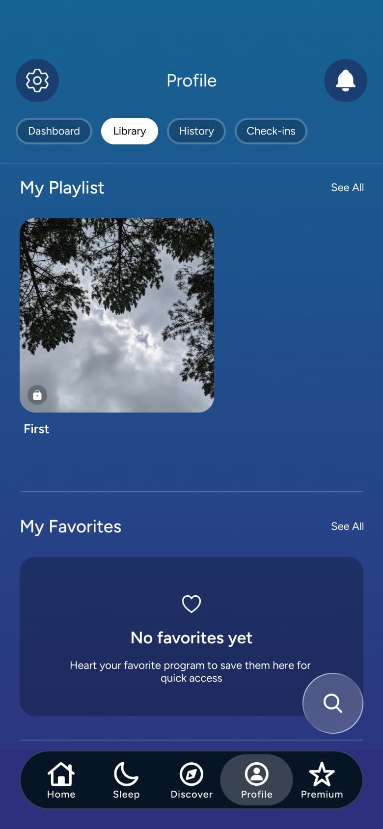Library: my playlist and no favourites yet.