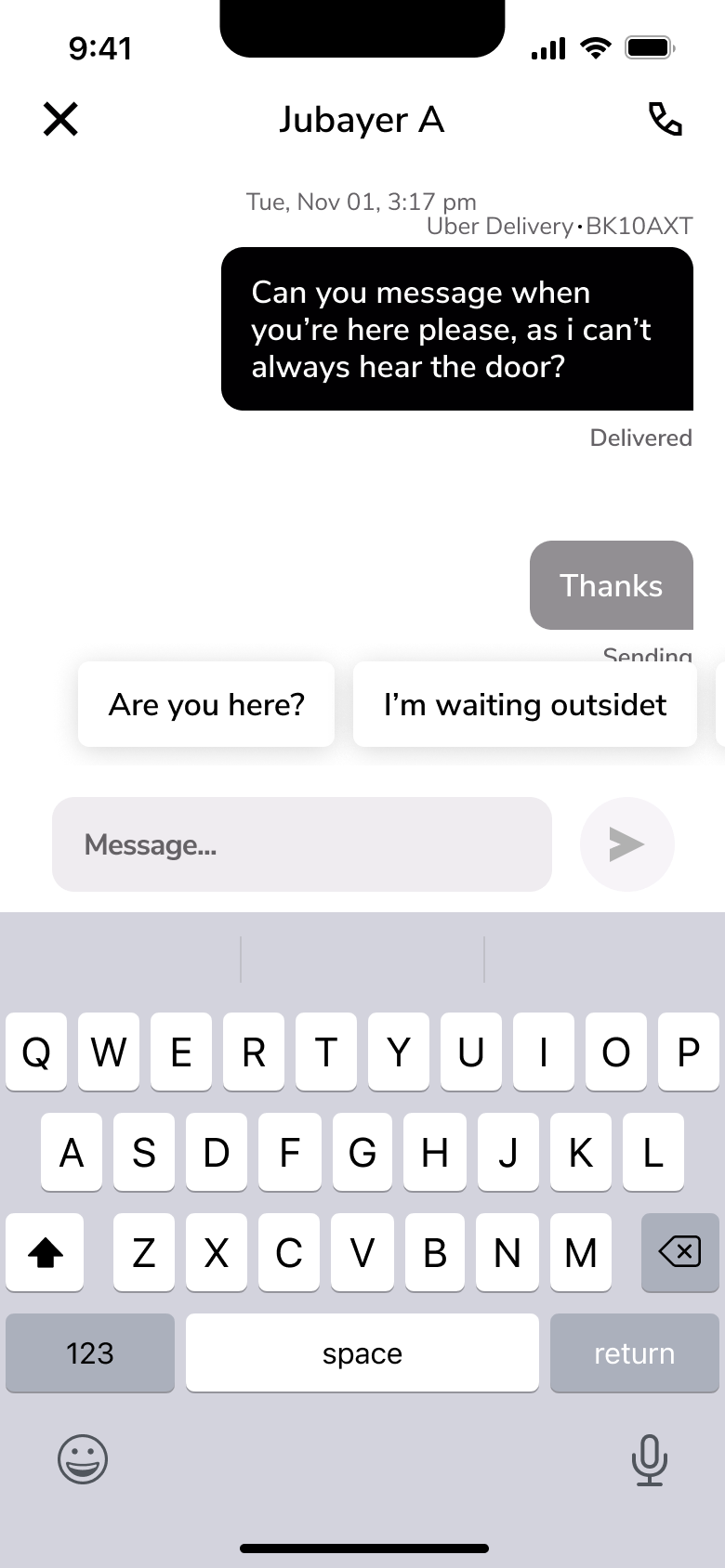 Courier chat with a reply being sent.